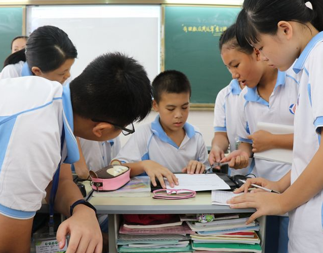孩子在生长的道路上愈加顺利学习习气是中学生最重要的根底